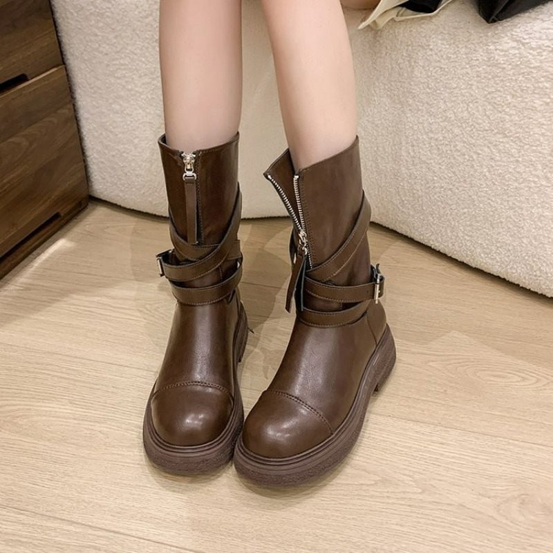 Vintage Fashion In 2026 - Bottes longues vintage à talon épais