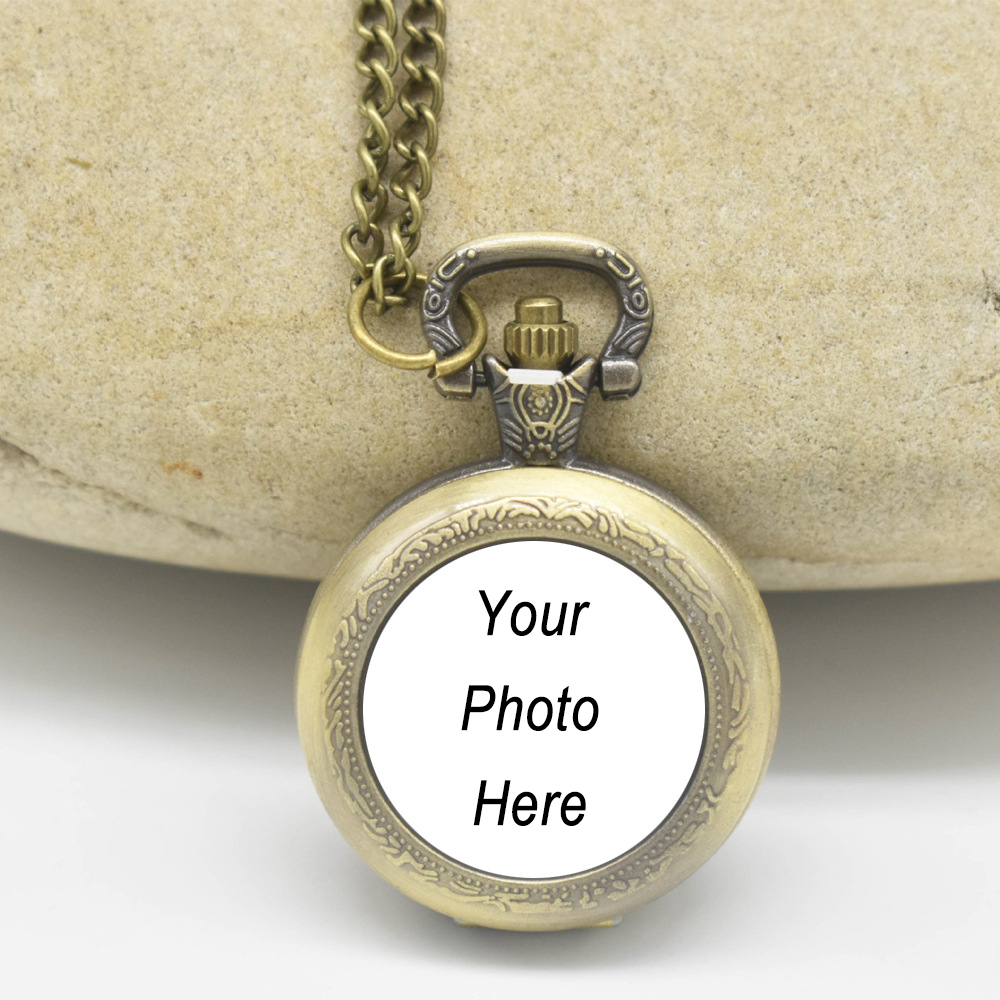 Collier pendentif montre de po - Vintage Fashion Nova avis et prix