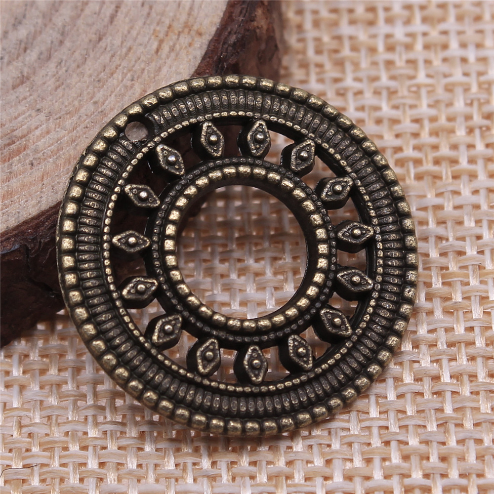 10 pièces de breloques circula - Vintage Fashion Nova avis et prix