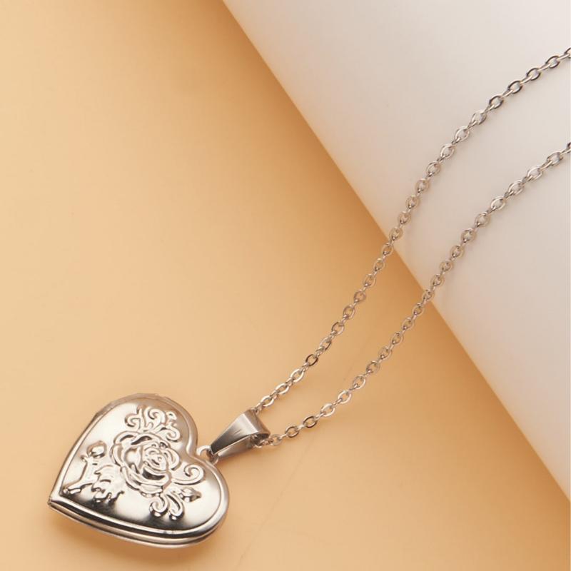 Collier Cœur Gothique Vintage  - Vintage Fashion Ideas avis et prix