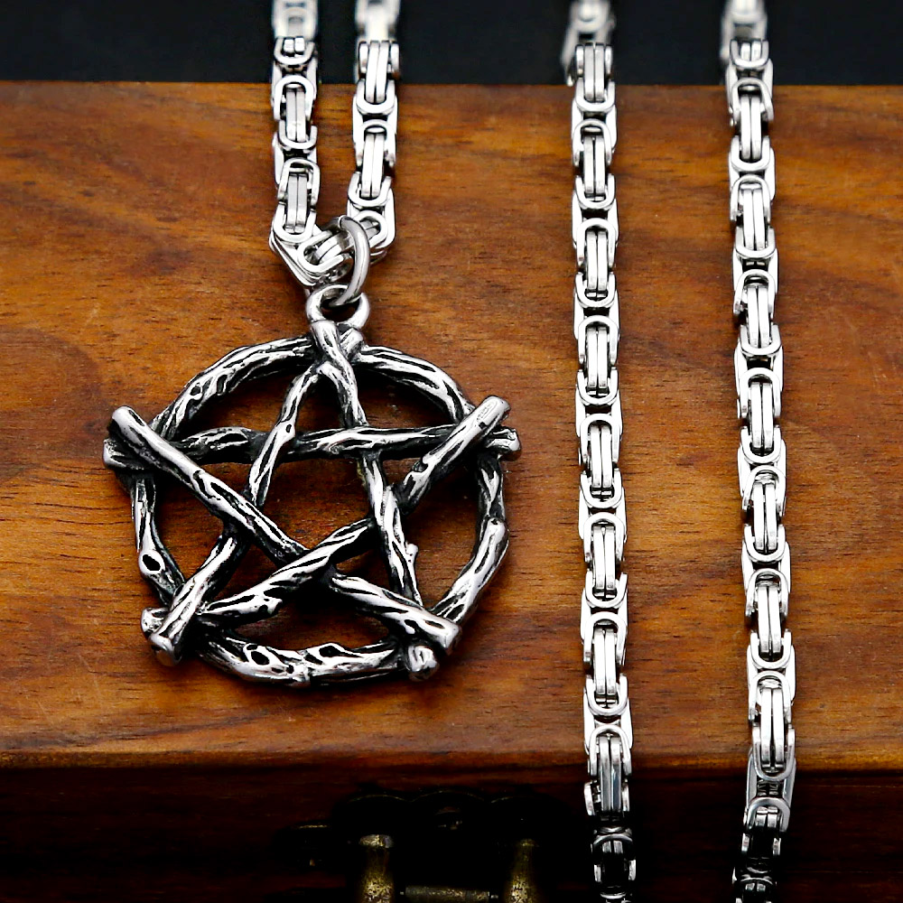 Collier pendentif pentagramme  - Vintage Fashion Outfits Men avis et prix