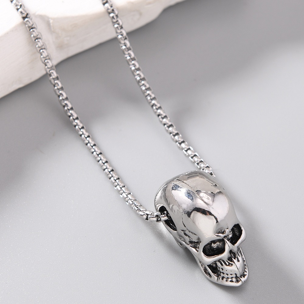Collier de crâne en alliage Vi - Vintage Fashion Ideas avis et prix