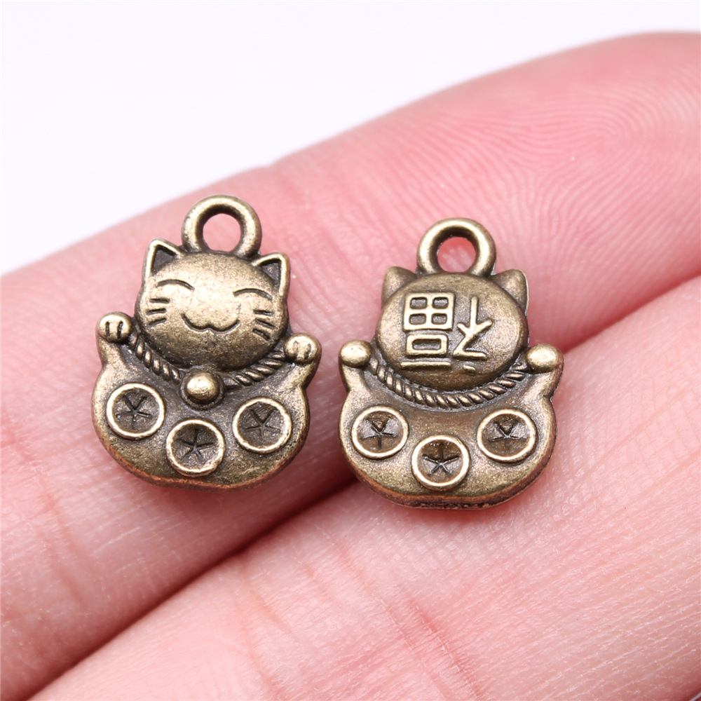 Breloques chat porte-bonheur,  - Vintage Fashion Nova avis et prix